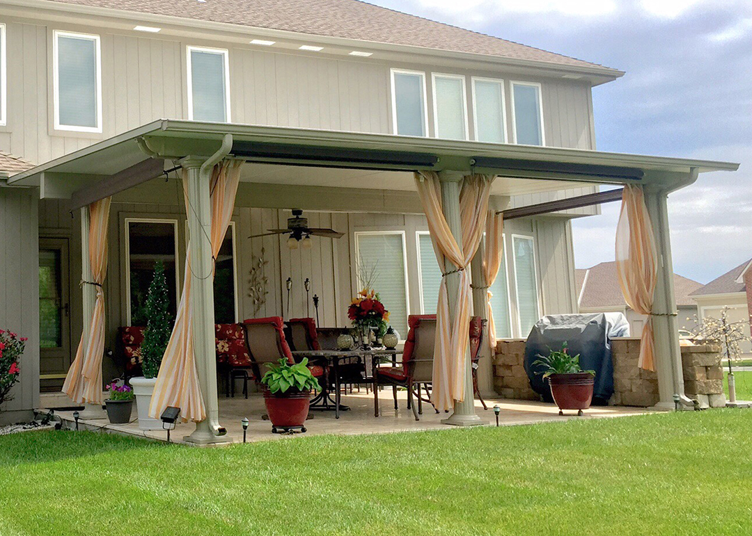 Pavilion, Free Standing, Venetian Columns, Outside View, Daytime, Sandstone